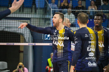 2024-10-27 - MARCO VITELLI MONSTER BLOCK (RANA VERONA) - ALLIANZ MILANO VS RANA VERONA - SUPERLEAGUE SERIE A - VOLLEYBALL