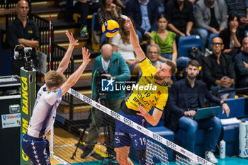 2024-10-27 - Buchegger Paul ( Valsa Group Modena ) - VALSA GROUP MODENA VS VERO VOLLEY MONZA - SUPERLEAGUE SERIE A - VOLLEYBALL