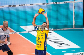 2024-10-27 - De Cecco Luciano ( Valsa Group Modena ) - VALSA GROUP MODENA VS VERO VOLLEY MONZA - SUPERLEAGUE SERIE A - VOLLEYBALL