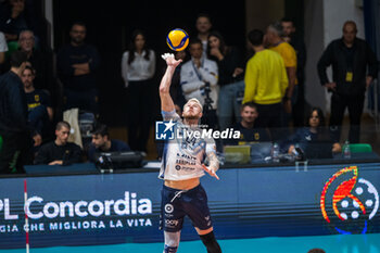 2024-10-27 - Zaytsev Ivan ( Mine Vero Volley Monza ) - VALSA GROUP MODENA VS VERO VOLLEY MONZA - SUPERLEAGUE SERIE A - VOLLEYBALL