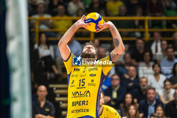 2024-10-27 - De Cecco Luciano ( Valsa Group Modena ) - VALSA GROUP MODENA VS VERO VOLLEY MONZA - SUPERLEAGUE SERIE A - VOLLEYBALL