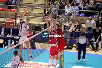 2024-10-26 - Cvanciger Gabrijel Grottazzolina attack. - GIOIELLA PRISMA TARANTO VS YUASA BATTERY GROTTAZZOLINA - SUPERLEAGUE SERIE A - VOLLEYBALL