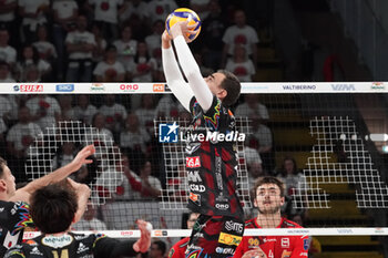 03/11/2024 - giannelli simone (sir susa vim perugia) - SIR SUSA VIM PERUGIA VS CUCINE LUBE CIVITANOVA - SUPERLEGA SERIE A - VOLLEY