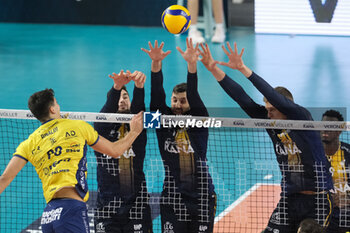 02/11/2024 - Block of Konstantin Abaev of Rana Verona during the match between Rana Verona and Valsa Group Modena, regular season of the SuperLega Italian Volleyball Championship 2024/2025, at Pala AGSM-AIM in Verona, Italy on November 2, 2024. - RANA VERONA VS VALSA GROUP MODENA - SUPERLEGA SERIE A - VOLLEY