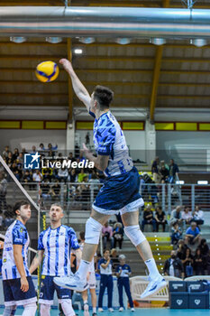 03/11/2024 - Faure Theo (Cisterna Volley) - CISTERNA VOLLEY VS SONEPAR PADOVA - SUPERLEGA SERIE A - VOLLEY