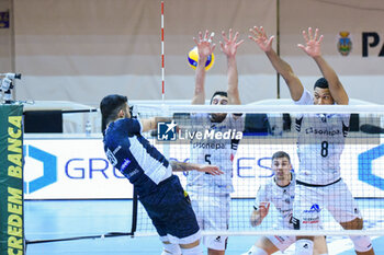 03/11/2024 - Bayram Efe attack (Cisterna Volley) - CISTERNA VOLLEY VS SONEPAR PADOVA - SUPERLEGA SERIE A - VOLLEY