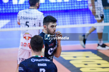 03/11/2024 - Bayram Efe(Cisterna Volley) - CISTERNA VOLLEY VS SONEPAR PADOVA - SUPERLEGA SERIE A - VOLLEY