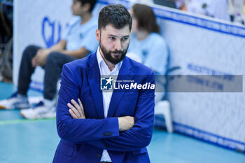 03/11/2024 - Coach Falasca(Cisterna Volley) - CISTERNA VOLLEY VS SONEPAR PADOVA - SUPERLEGA SERIE A - VOLLEY