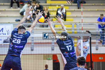 03/11/2024 - Nedeljkovic, Baranowicz block (Cisterna Volley) - CISTERNA VOLLEY VS SONEPAR PADOVA - SUPERLEGA SERIE A - VOLLEY