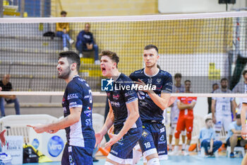 03/11/2024 - Faure Theo exultation (Cisterna Volley) - CISTERNA VOLLEY VS SONEPAR PADOVA - SUPERLEGA SERIE A - VOLLEY