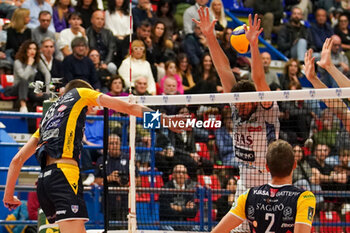 03/11/2024 - (Yuasa Battery Grottazzolina vs Itas Trentino) - YUASA BATTERY GROTTAZZOLINA VS ITAS TRENTINO - SUPERLEGA SERIE A - VOLLEY