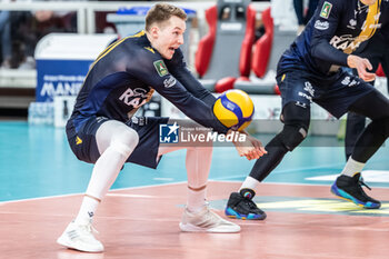 10/11/2024 - Bump of Rok Mozic - Rana Verona - ITAS TRENTINO VS RANA VERONA - SUPERLEGA SERIE A - VOLLEY