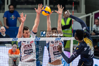 10/11/2024 - Block by Alessandro Michieletto and Jan Kozamernik - Itas Trentino - ITAS TRENTINO VS RANA VERONA - SUPERLEGA SERIE A - VOLLEY