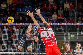 10/11/2024 - Defense (Gas SAles Piacenza) - CUCINE LUBE CIVITANOVA VS GAS SALES BLUENERGY PIACENZA - SUPERLEGA SERIE A - VOLLEY