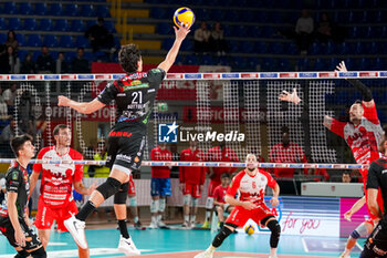 10/11/2024 - Attack Mattia Bottolo (Lube Civitanova) - CUCINE LUBE CIVITANOVA VS GAS SALES BLUENERGY PIACENZA - SUPERLEGA SERIE A - VOLLEY