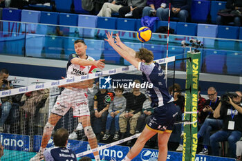 09/11/2024 - OLEG ANTONOV (YUASA BATTERY GROTTAZZOLINA) AND MONSTER BLOCK FERRE REGGERS (POWERVOLLEY MILANO) - ALLIANZ MILANO VS YUASA BATTERY GROTTAZZOLINA - SUPERLEGA SERIE A - VOLLEY