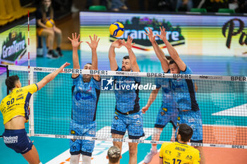 2024-11-10 - Baranowicz Michele Diamantini Enrico Ramon Jordi ( Cisterna Volley ) - VALSA GROUP MODENA VS CISTERNA VOLLEY - SUPERLEAGUE SERIE A - VOLLEYBALL