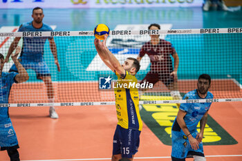 2024-11-10 - De Cecco Luciano ( Valsa Group Modena ) - VALSA GROUP MODENA VS CISTERNA VOLLEY - SUPERLEAGUE SERIE A - VOLLEYBALL