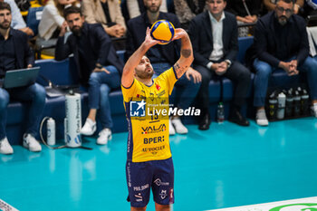 2024-11-10 - De Cecco Luciano ( Valsa Group Modena ) - VALSA GROUP MODENA VS CISTERNA VOLLEY - SUPERLEAGUE SERIE A - VOLLEYBALL