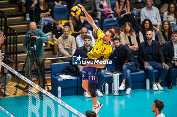 2024-11-10 - Buchegger Paul ( Valsa Group Modena ) - VALSA GROUP MODENA VS CISTERNA VOLLEY - SUPERLEAGUE SERIE A - VOLLEYBALL