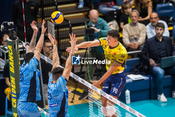 2024-11-10 - Rinaldi Tommaso ( Valsa Group Modena ) - VALSA GROUP MODENA VS CISTERNA VOLLEY - SUPERLEAGUE SERIE A - VOLLEYBALL