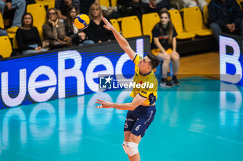 2024-11-10 - Sanguinetti Giovanni ( Valsa Group Modena ) - VALSA GROUP MODENA VS CISTERNA VOLLEY - SUPERLEAGUE SERIE A - VOLLEYBALL