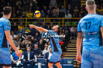 2024-11-10 - Czerwinski Michael ( Cisterna Volley ) - VALSA GROUP MODENA VS CISTERNA VOLLEY - SUPERLEAGUE SERIE A - VOLLEYBALL