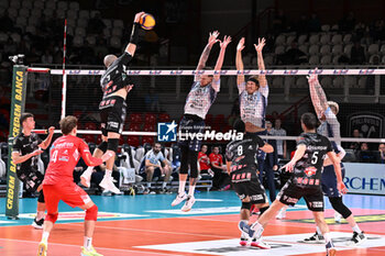 2024-11-10 - Actions of the game and players' images during the match between Sonepar Padova vs Vero Volley Monza match at Kioene Arena Padova - 10th Novembre 2024, during the VOLLEYBALL - SUPERLEAGUE SERIE A - SONEPAR PADOVA VS VERO VOLLEY MONZA - SUPERLEAGUE SERIE A - VOLLEYBALL