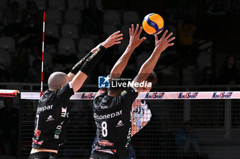 2024-11-10 - Actions of the game and players' images during the match between Sonepar Padova vs Vero Volley Monza match at Kioene Arena Padova - 10th Novembre 2024, during the VOLLEYBALL - SUPERLEAGUE SERIE A - SONEPAR PADOVA VS VERO VOLLEY MONZA - SUPERLEAGUE SERIE A - VOLLEYBALL