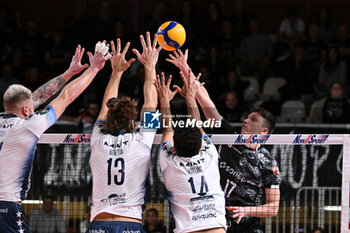 2024-11-10 - Actions of the game and players' images during the match between Sonepar Padova vs Vero Volley Monza match at Kioene Arena Padova - 10th Novembre 2024, during the VOLLEYBALL - SUPERLEAGUE SERIE A - SONEPAR PADOVA VS VERO VOLLEY MONZA - SUPERLEAGUE SERIE A - VOLLEYBALL