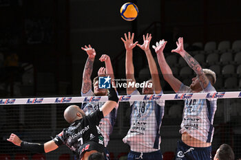 2024-11-10 - Actions of the game and players' images during the match between Sonepar Padova vs Vero Volley Monza match at Kioene Arena Padova - 10th Novembre 2024, during the VOLLEYBALL - SUPERLEAGUE SERIE A - SONEPAR PADOVA VS VERO VOLLEY MONZA - SUPERLEAGUE SERIE A - VOLLEYBALL