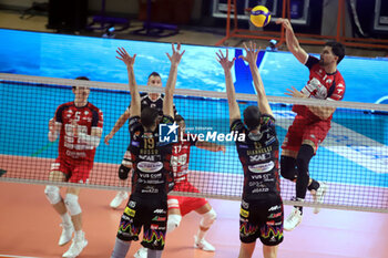 10/11/2024 - Roamy Alonso Prisma Taranto attack. - GIOIELLA PRISMA TARANTO VS SIR SUSA VIM PERUGIA - SUPERLEGA SERIE A - VOLLEY