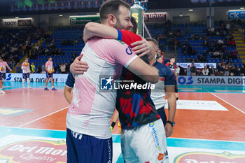 2024-11-17 - Fabio Balaso- De Cecco Luciano (Valsa Group Modena- Cucine Lube Civitanova) - CUCINE LUBE CIVITANOVA VS VALSA GROUP MODENA - SUPERLEAGUE SERIE A - VOLLEYBALL