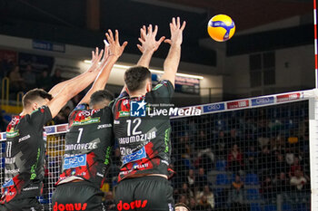 2024-11-17 - Defense(Cucine Lube Civitanova) - CUCINE LUBE CIVITANOVA VS VALSA GROUP MODENA - SUPERLEAGUE SERIE A - VOLLEYBALL