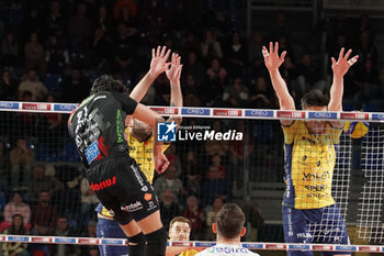 2024-11-17 - Attack Mattia Bottolo (Cucine Lube Civitanova) - CUCINE LUBE CIVITANOVA VS VALSA GROUP MODENA - SUPERLEAGUE SERIE A - VOLLEYBALL