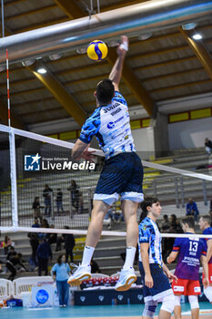 16/11/2024 - Ramon Jordi attack (Cisterna Volley) - CISTERNA VOLLEY VS GIOIELLA PRISMA TARANTO - SUPERLEGA SERIE A - VOLLEY