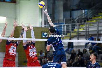 16/11/2024 - Ramon Jordi attack (Cisterna Volley) - CISTERNA VOLLEY VS GIOIELLA PRISMA TARANTO - SUPERLEGA SERIE A - VOLLEY