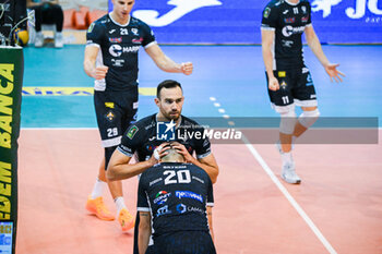 16/11/2024 - Ramon Jordi, Bayram Efe exultation (Cisterna Volley) - CISTERNA VOLLEY VS GIOIELLA PRISMA TARANTO - SUPERLEGA SERIE A - VOLLEY