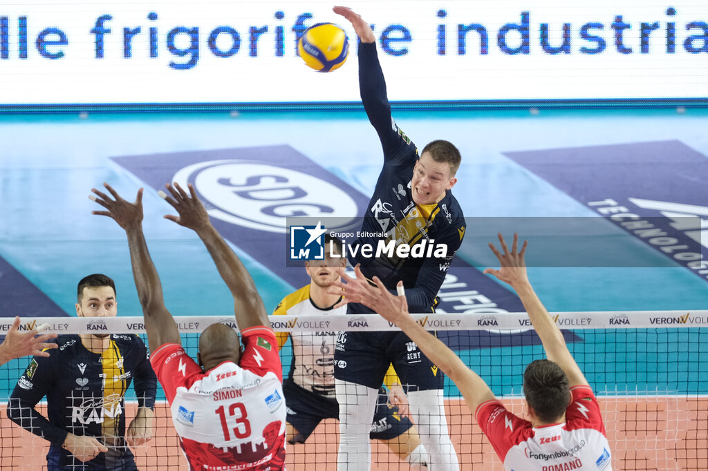 Rana Verona vs Gas Sales Bluenergy Piacenza - SUPERLEAGUE SERIE A - VOLLEYBALL