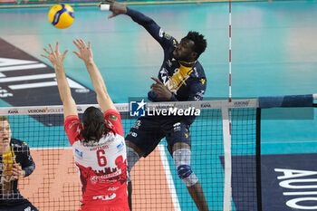 2024-11-24 - Attack of Noumory Keita of Rana Verona during the match between Rana Verona and Gas Sales Bluenergy Piacenza, regular season of the SuperLega Italian Volleyball Championship 2024/2025, at Pala AGSM-AIM in Verona, Italy on November 24, 2024. - RANA VERONA VS GAS SALES BLUENERGY PIACENZA - SUPERLEAGUE SERIE A - VOLLEYBALL