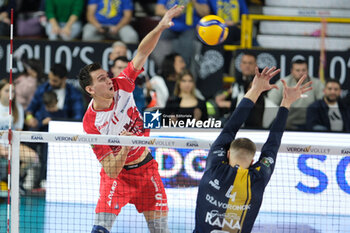 2024-11-24 - Spike of Yuri Romano of Gas Sales Bluenergy Piacenza Team during the match between Rana Verona and Gas Sales Bluenergy Piacenza, regular season of the SuperLega Italian Volleyball Championship 2024/2025, at Pala AGSM-AIM in Verona, Italy on November 24, 2024. - RANA VERONA VS GAS SALES BLUENERGY PIACENZA - SUPERLEAGUE SERIE A - VOLLEYBALL