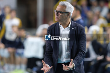 2024-11-24 - Delusion of Andrea Anastasi head coach of Gas Sales Bluenergy Piacenza Team during the match between Rana Verona and Gas Sales Bluenergy Piacenza, regular season of the SuperLega Italian Volleyball Championship 2024/2025, at Pala AGSM-AIM in Verona, Italy on November 24, 2024. - RANA VERONA VS GAS SALES BLUENERGY PIACENZA - SUPERLEAGUE SERIE A - VOLLEYBALL