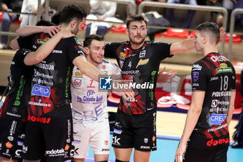 2024-11-24 - Lube Civitanova exultation. - GIOIELLA PRISMA TARANTO VS CUCINE LUBE CIVITANOVA - SUPERLEAGUE SERIE A - VOLLEYBALL