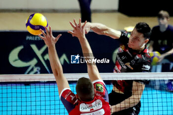 2024-11-24 - Nikolov Aleksandar Lube Civitanova in attack. - GIOIELLA PRISMA TARANTO VS CUCINE LUBE CIVITANOVA - SUPERLEAGUE SERIE A - VOLLEYBALL