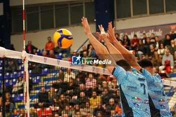 2024-11-23 - Defense Ramon Jordi (Cisterna Volley) - YUASA BATTERY GROTTAZZOLINA VS CISTERNA VOLLEY - SUPERLEAGUE SERIE A - VOLLEYBALL