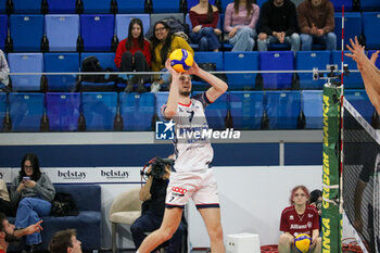 07/11/2024 - FERRE REGGERS (POWERVOLLEY MILANO) - ALLIANZ MILANO VS CISTERNA VOLLEY - SUPERLEGA SERIE A - VOLLEY