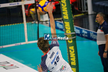 07/11/2024 - PAOLO PORRO (POWERVOLLEY MILANO) - ALLIANZ MILANO VS CISTERNA VOLLEY - SUPERLEGA SERIE A - VOLLEY