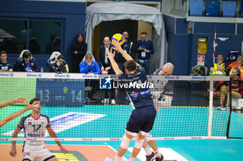 07/11/2024 - MONSTER BLOCK THEO FAURE (CISTERNA VOLLEY) - ALLIANZ MILANO VS CISTERNA VOLLEY - SUPERLEGA SERIE A - VOLLEY