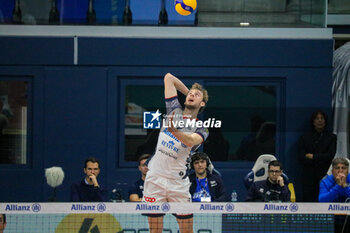 07/11/2024 - FERRE REGGERS (POWERVOLLEY MILANO) - ALLIANZ MILANO VS CISTERNA VOLLEY - SUPERLEGA SERIE A - VOLLEY