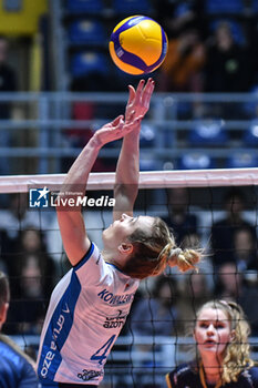 2024-01-10 - Marlena Kowalewska of Chemik Police in action during CEV Volleball Cup match between Reale Mutua Fenera Chieri '76 vs Grupa Azoty Chemik Police Women on 10 January 2024 at the PalaGianni Asti, Torino - REALE MUTUA FENERA CHIERI'76 VS GRUPA AZOTY CHEMIK POLICE - CEV CUP WOMEN - VOLLEYBALL